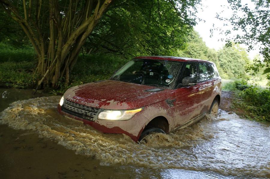  Land Rover Range Rover Sport 2014 года  (фото 45 из 131)